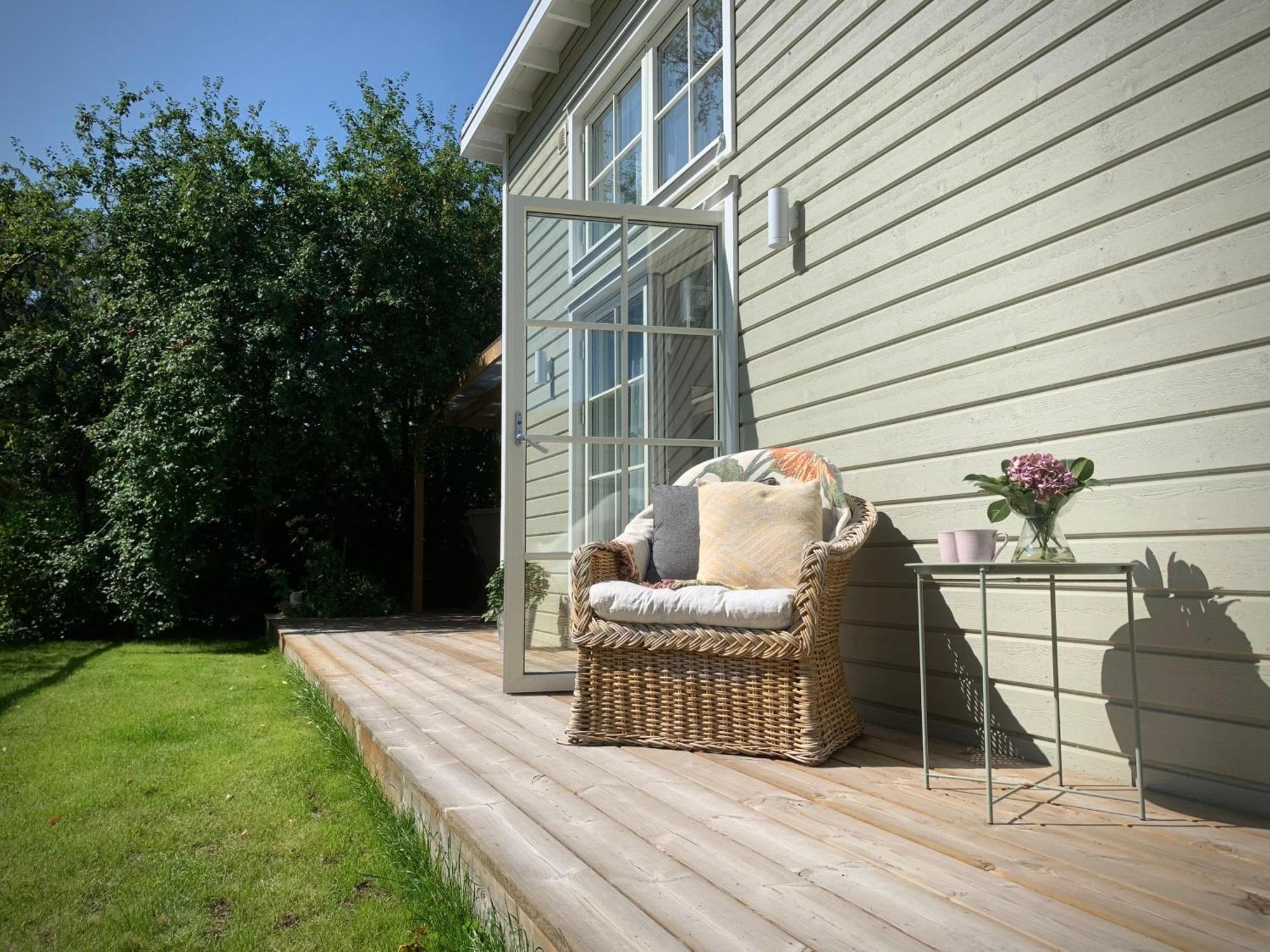 Strandnaera, Pergola, P-Plats I Hoellviken Dış mekan fotoğraf